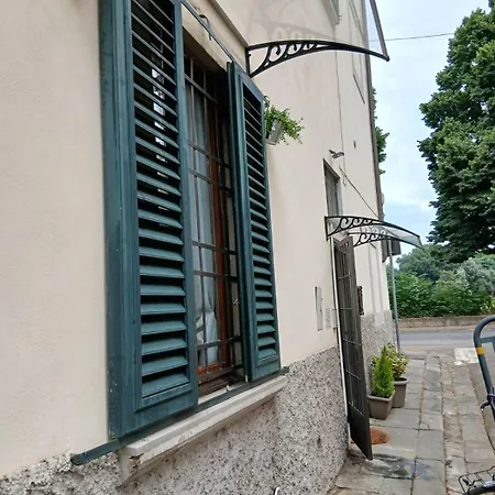 Arno D' Argento * Florence
